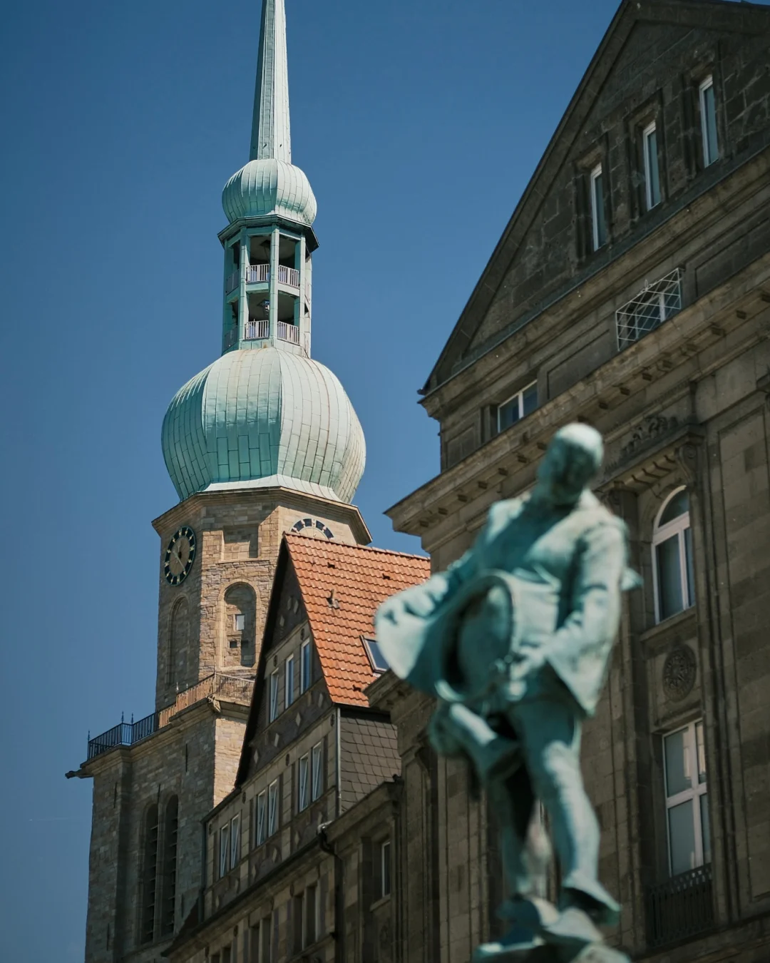 真人视讯平台多特蒙德遭遇争议判罚，裁判组回应：执法公正，东西城市控制因为.