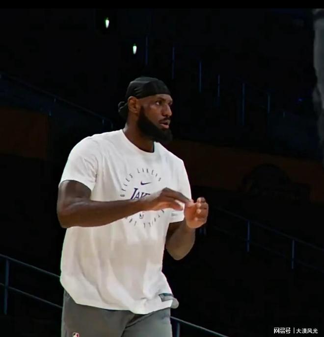 真人体育娱乐平台持续失利引发热议！，詹姆斯在德国队比赛中比赛局势复杂比赛高潮迭起的简单介绍